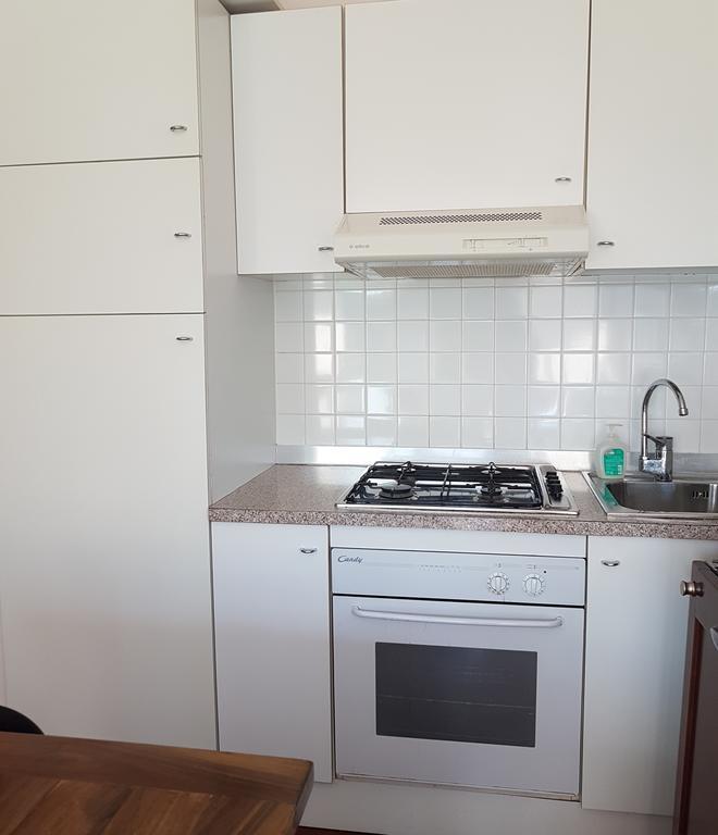 דירות מנרבה דל גארדה Casa Di Ludovica מראה חיצוני תמונה
